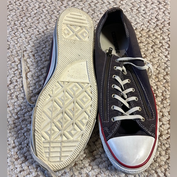 Men’s size 11 low top Converse with zipper design - Picture 3 of 3